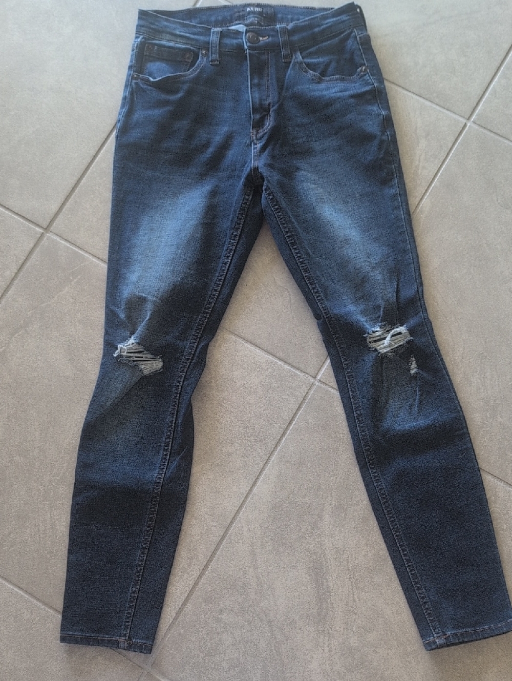 Women's AERO Skinny Distressed Jeans in Dark Blue